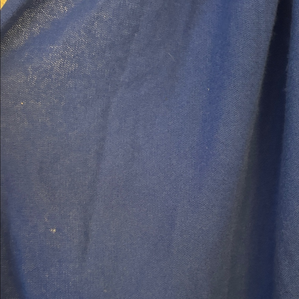 White & Warren royal Blue cashmere wrap scarf - Picture 3 of 3